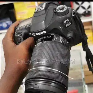 CANON 80D Lens 18-135mm
