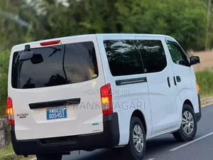 Nissan Caravan (Urvan) 2013 White