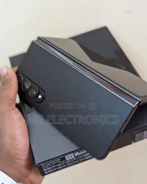 New Samsung Galaxy Z Fold4 256 GB Black