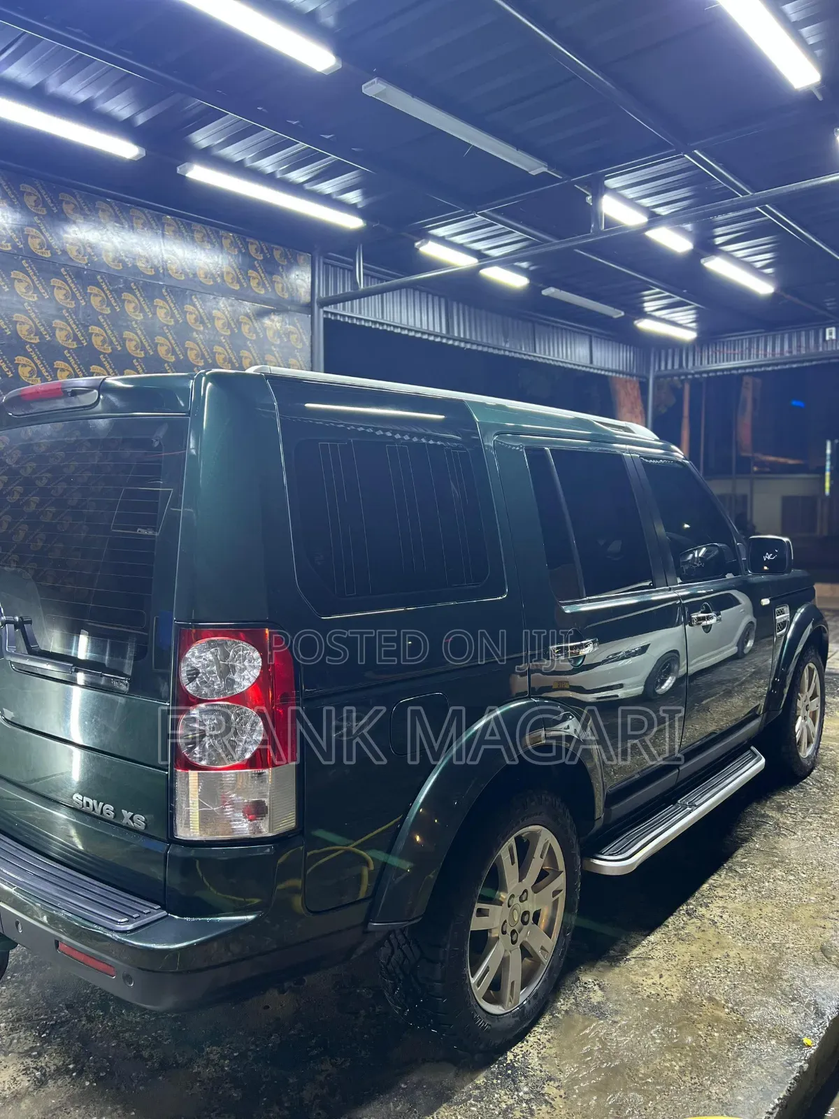 Land Rover Discovery 2010 Green