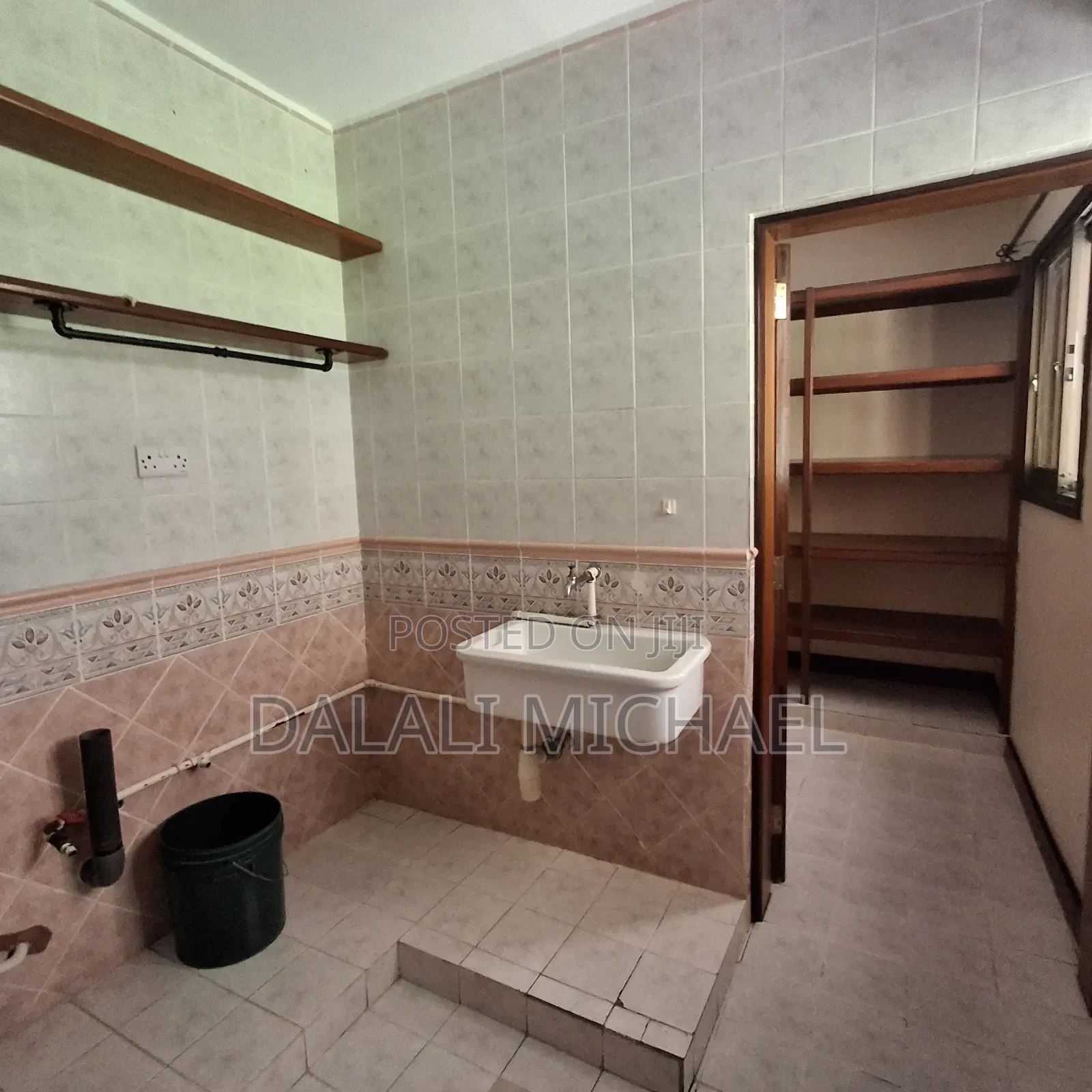 4bdrm House in Mbezibeach for rent