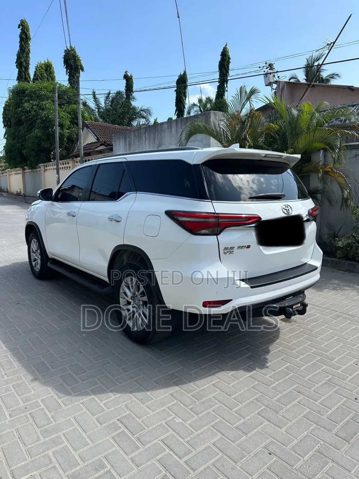 Toyota Fortuner 2022 White