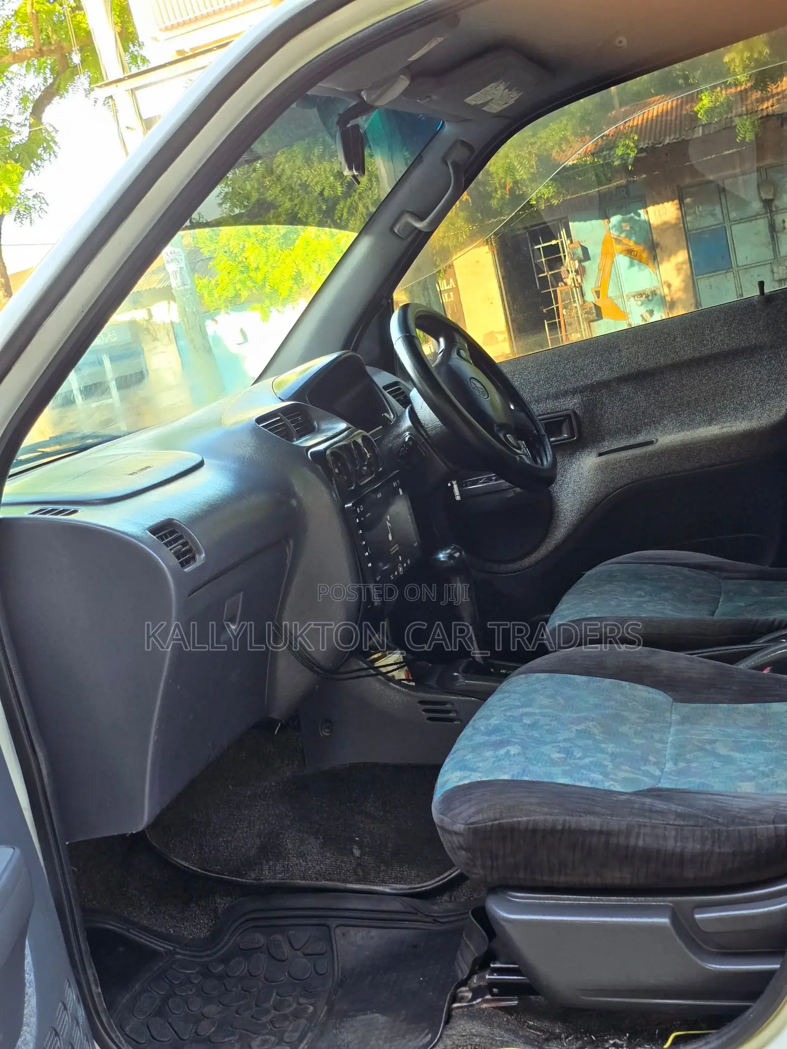 Toyota Cami 2005 White