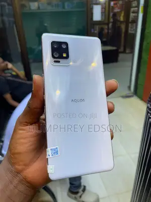 Sharp Aquos Sense6 64 GB White