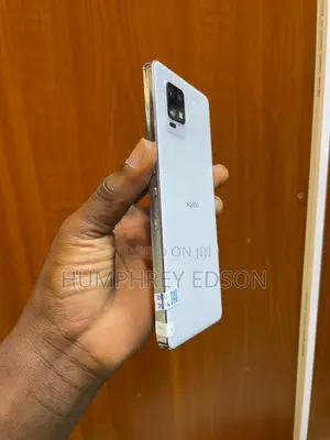 Sharp Aquos Sense6 64 GB White
