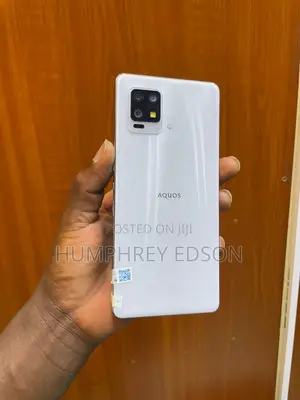 Sharp Aquos Sense6 64 GB White