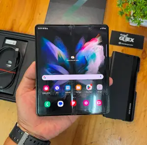 New Samsung Galaxy Z Fold4 256 GB Gray