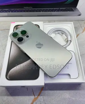 New Apple iPhone 15 Pro Max 256 GB