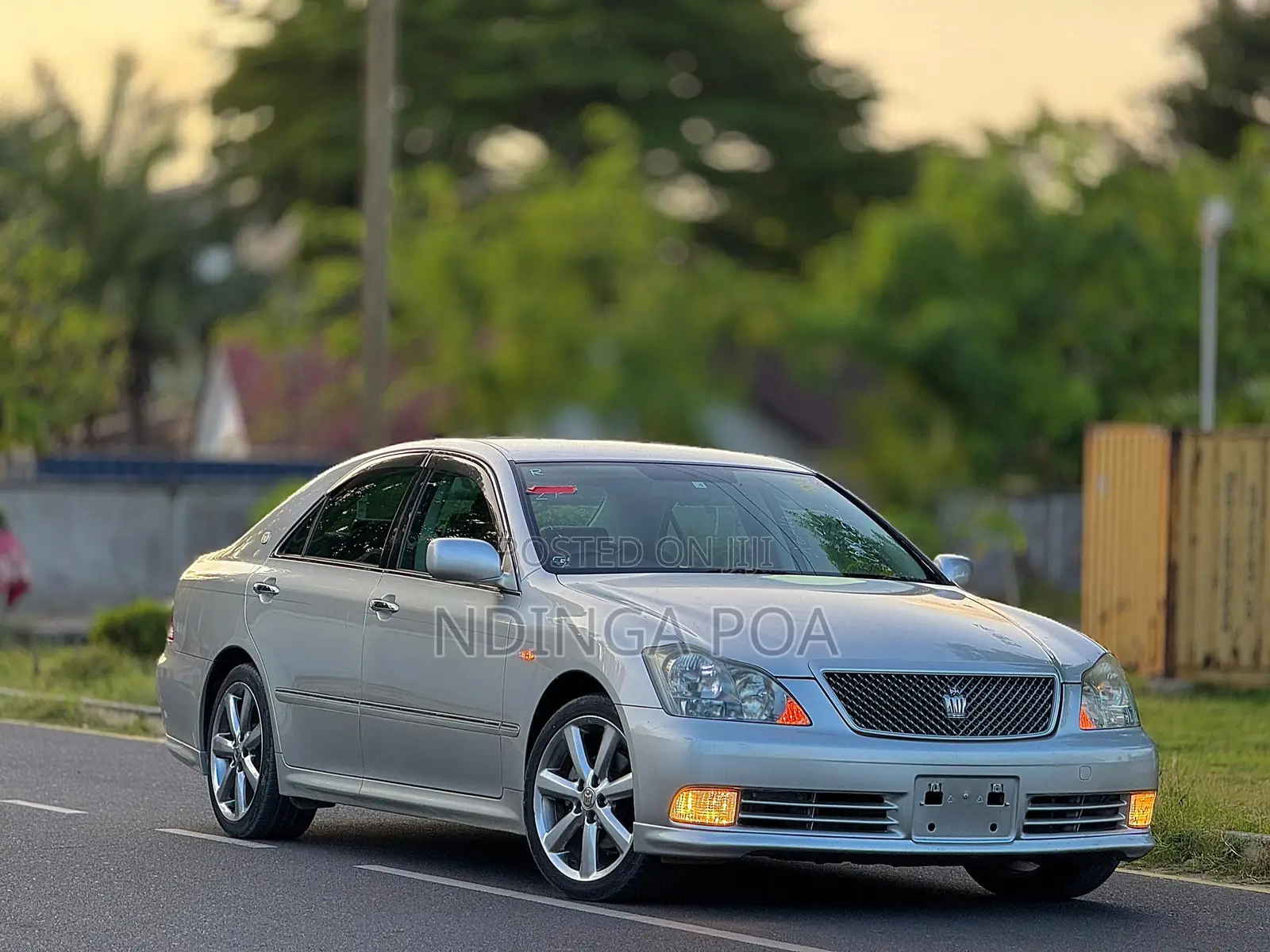 Toyota Crown Royale 2005 Silver