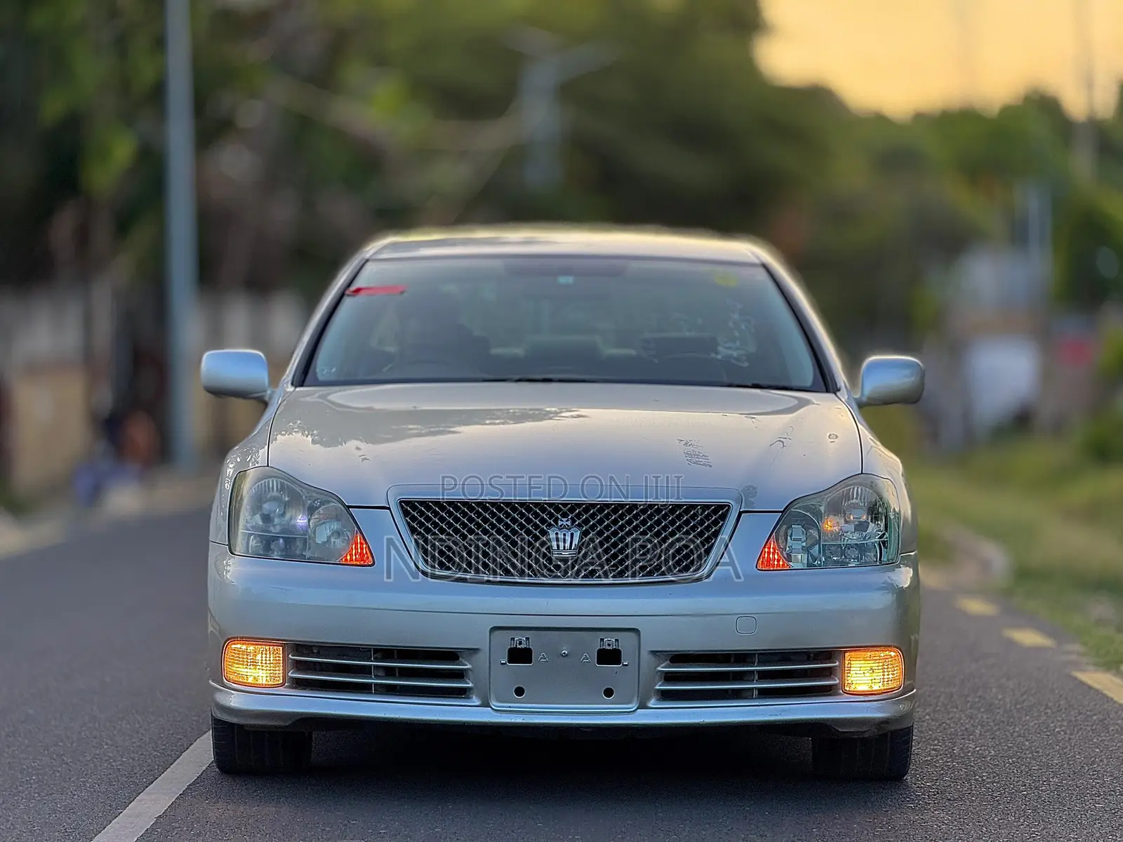 Toyota Crown Royale 2005 Silver