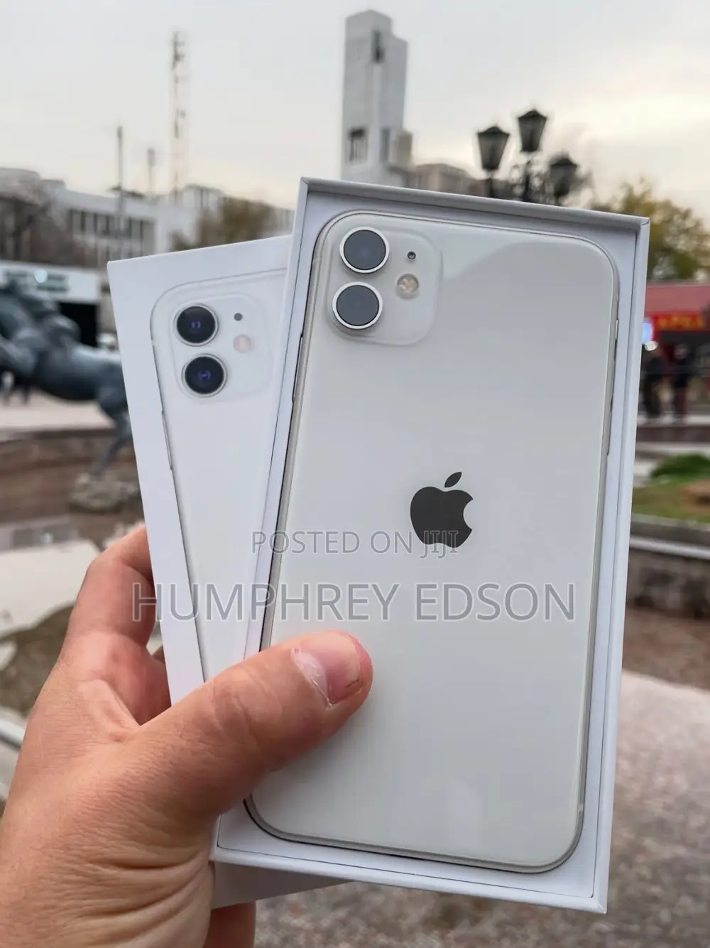 New Apple iPhone 11 128 GB White