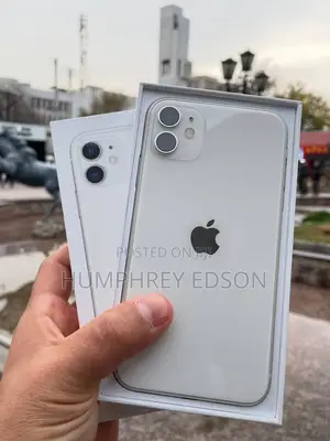New Apple iPhone 11 128 GB White