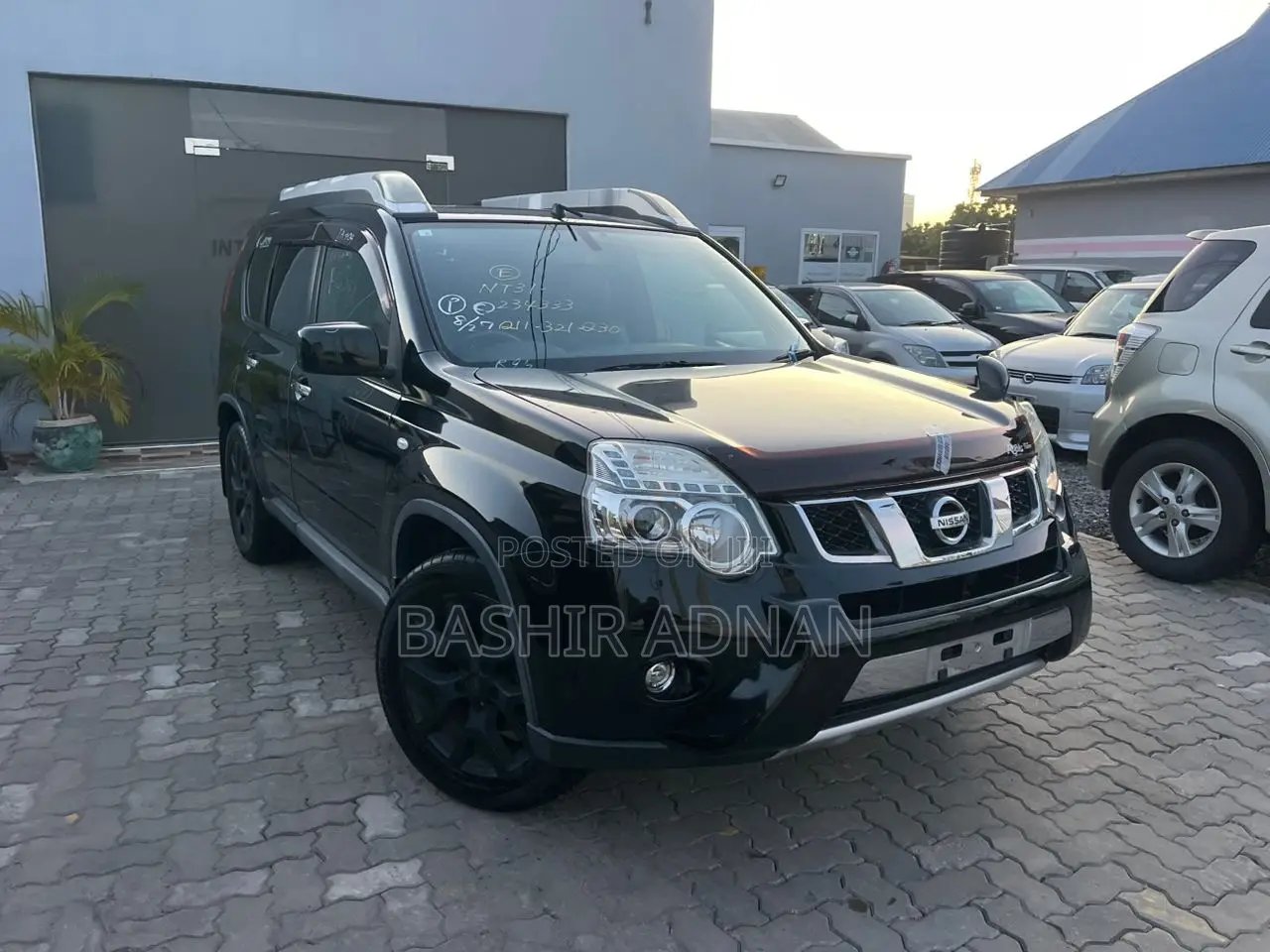 Nissan X-Trail 2.0 Petrol XE 2012 Black