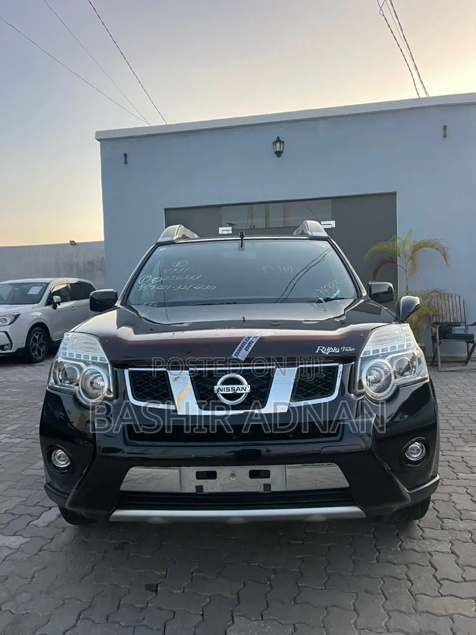 Nissan X-Trail 2.0 Petrol XE 2012 Black
