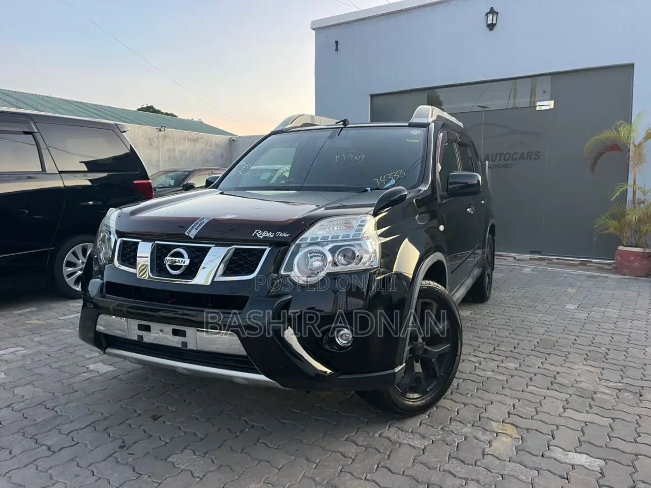 Nissan X-Trail 2.0 Petrol XE 2012 Black