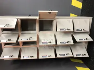 Lockers 15 Doors