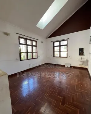 3bdrm Bungalow in Goba for rent