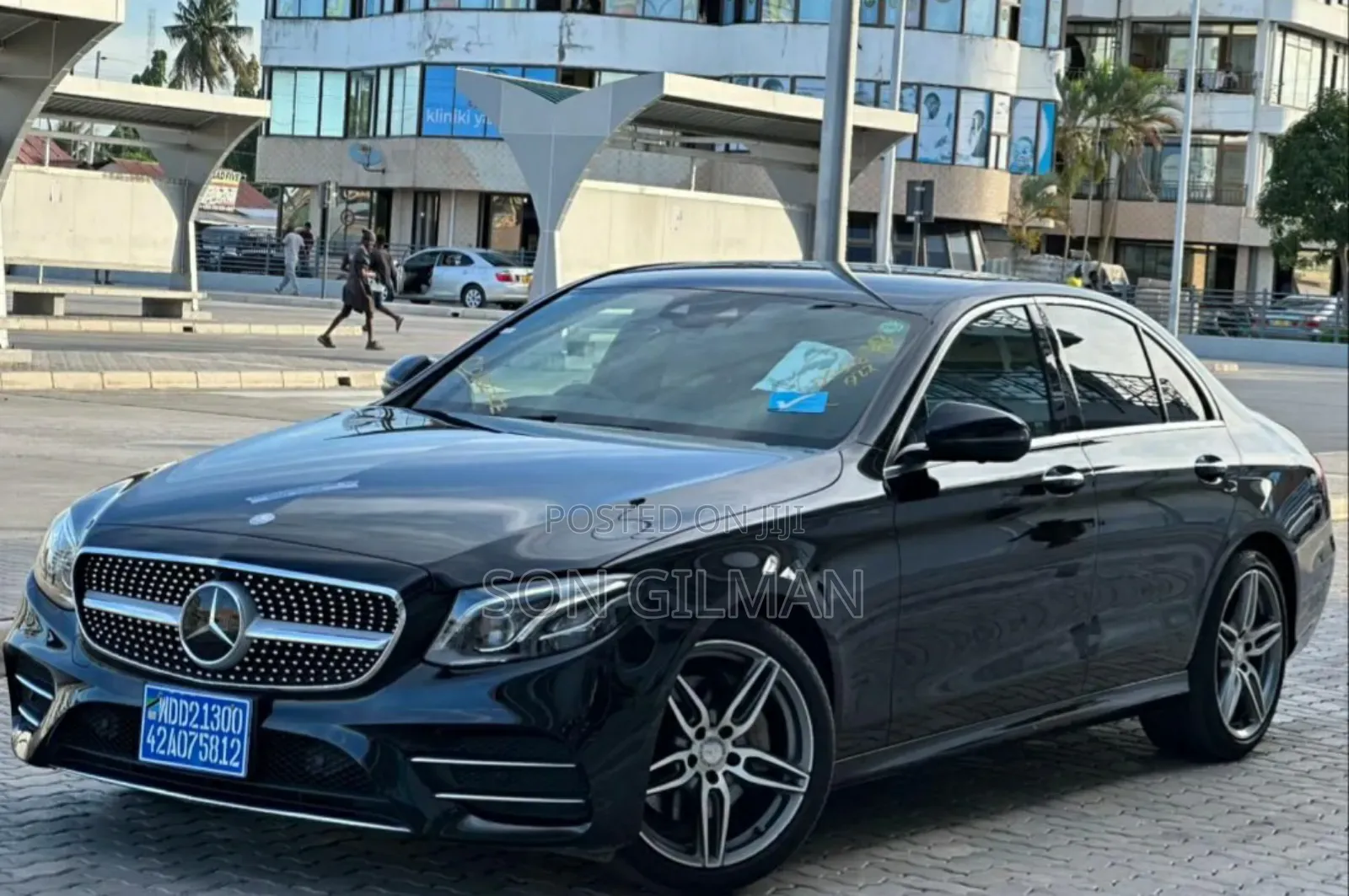 Mercedes-Benz E200 2017 Black