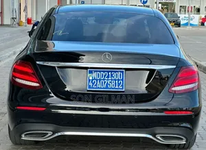 Mercedes-Benz E200 2017 Black