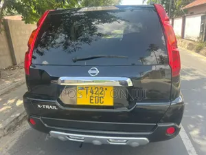 Nissan X-Trail 2011 Black