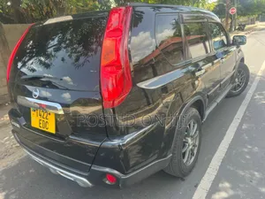 Nissan X-Trail 2011 Black