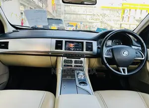 Jaguar XF 2015 White