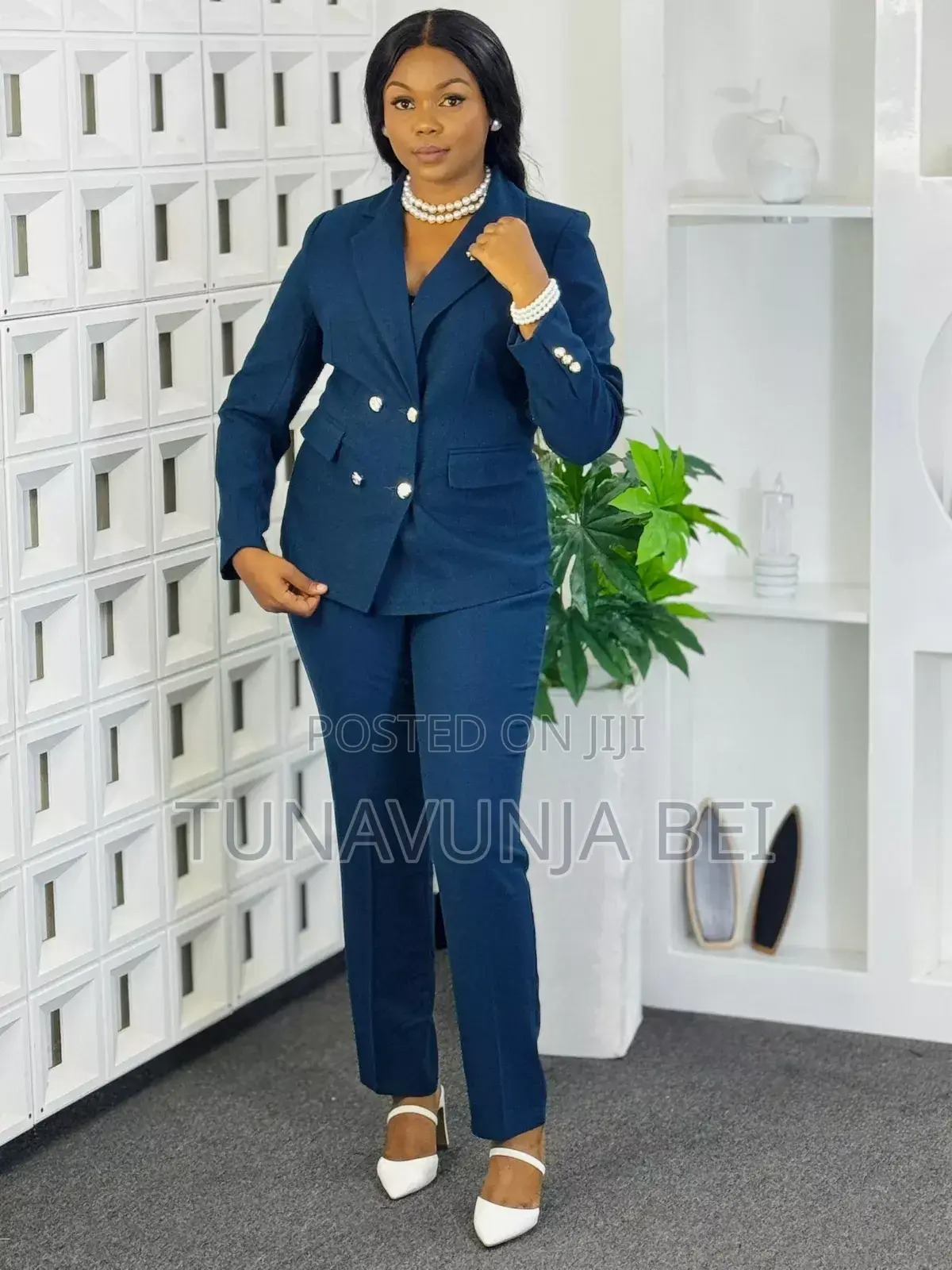 Four Button Ladies Suit