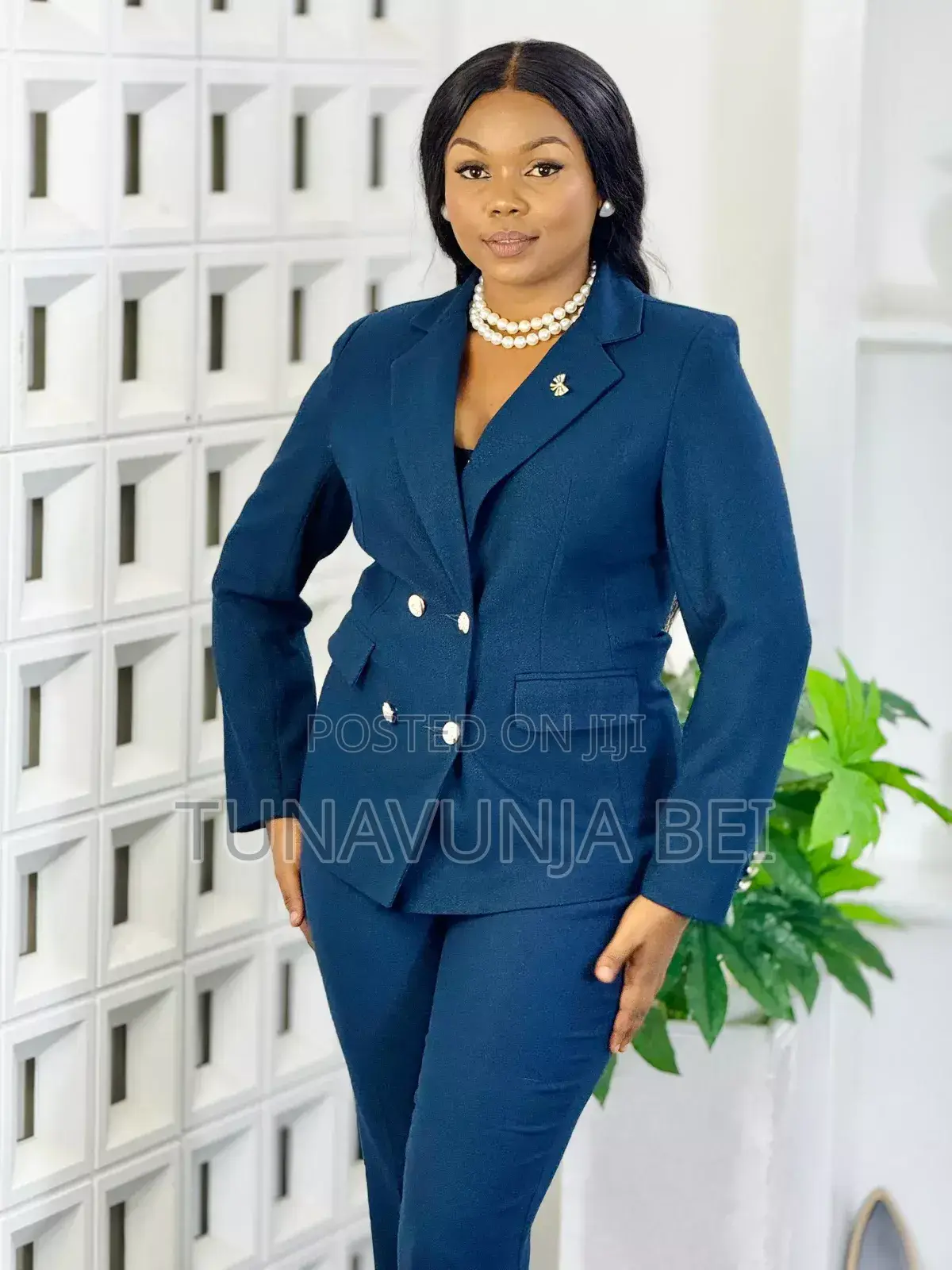 Four Button Ladies Suit