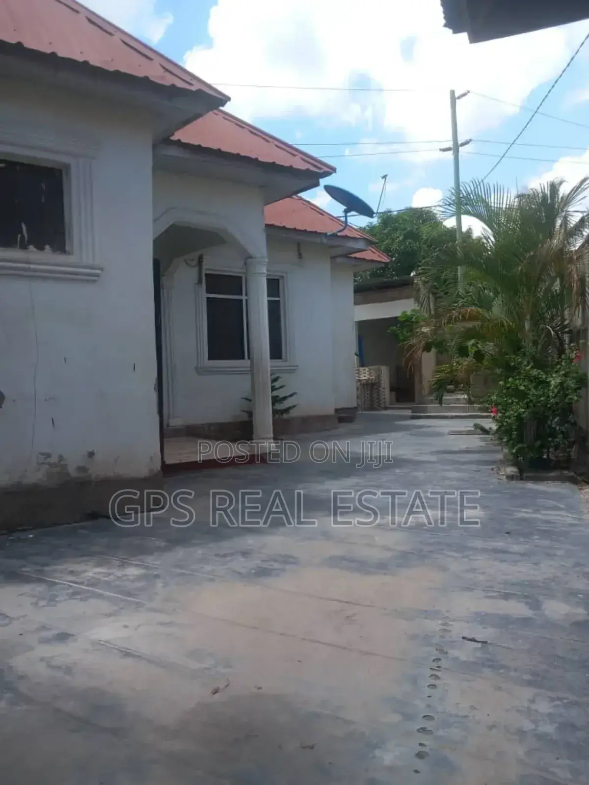 3bdrm House in Msongola, Ilala for sale