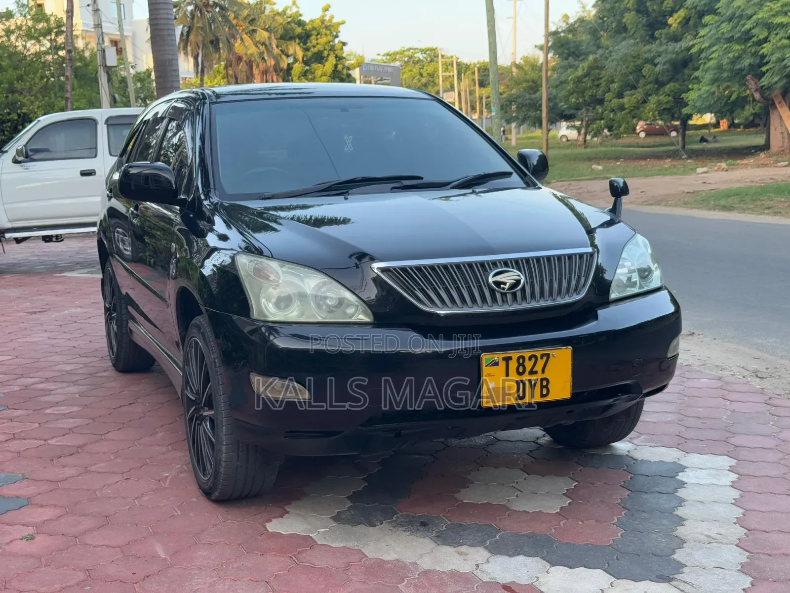 Toyota Harrier 2004 Black