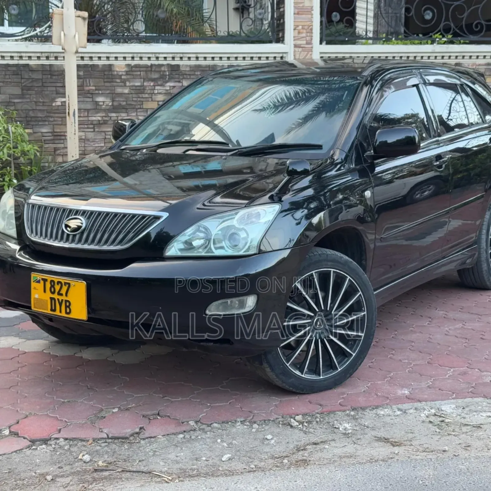 Toyota Harrier 2004 Black