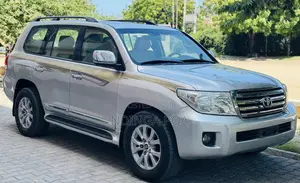 Toyota Land Cruiser 4.5 V8 GX-R 2012 Silver