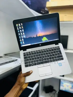 Laptop HP EliteBook 820 G3 8GB Intel Core I5 HDD+SSD 500GB