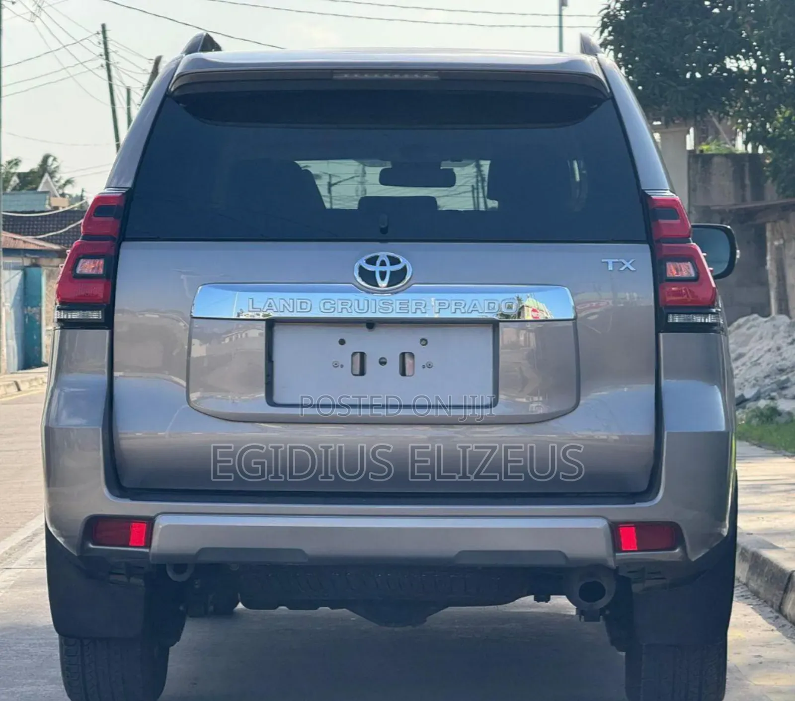 Toyota Land Cruiser Prado 2022 Gray