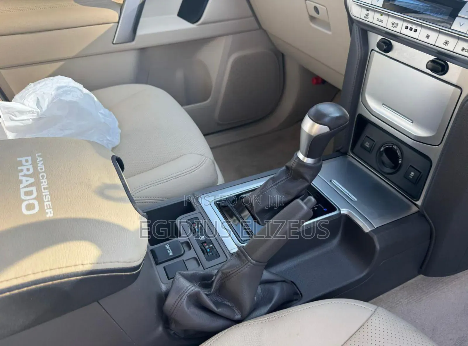 Toyota Land Cruiser Prado 2022 Gray