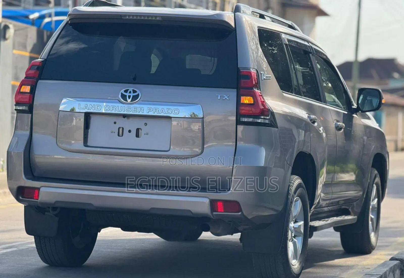 Toyota Land Cruiser Prado 2022 Gray