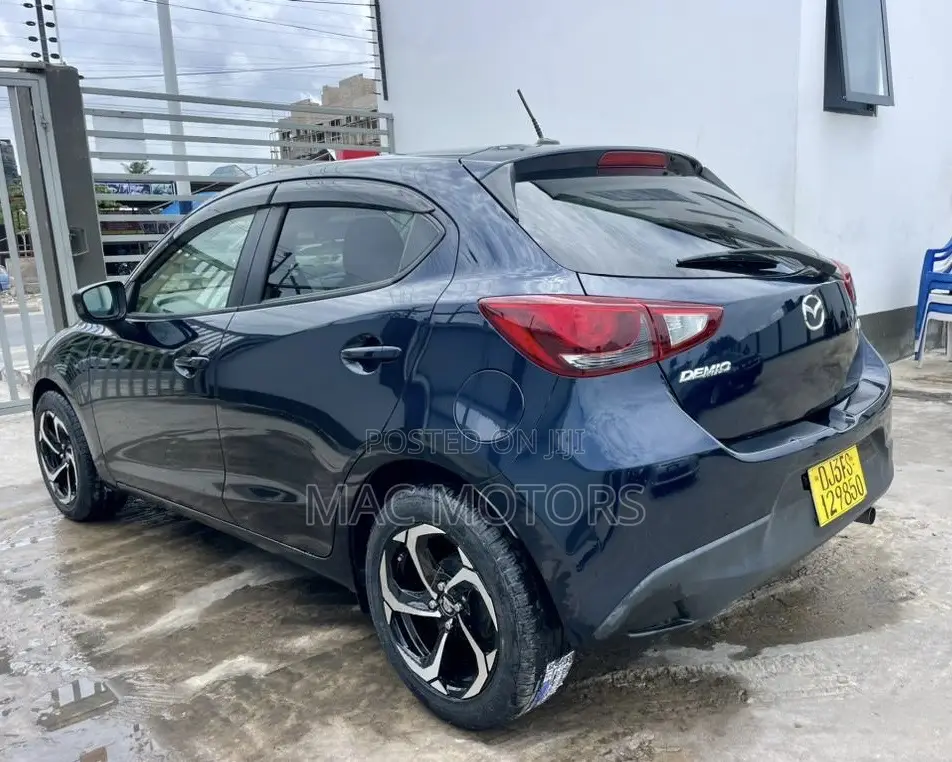 Mazda Demio 2015 Blue