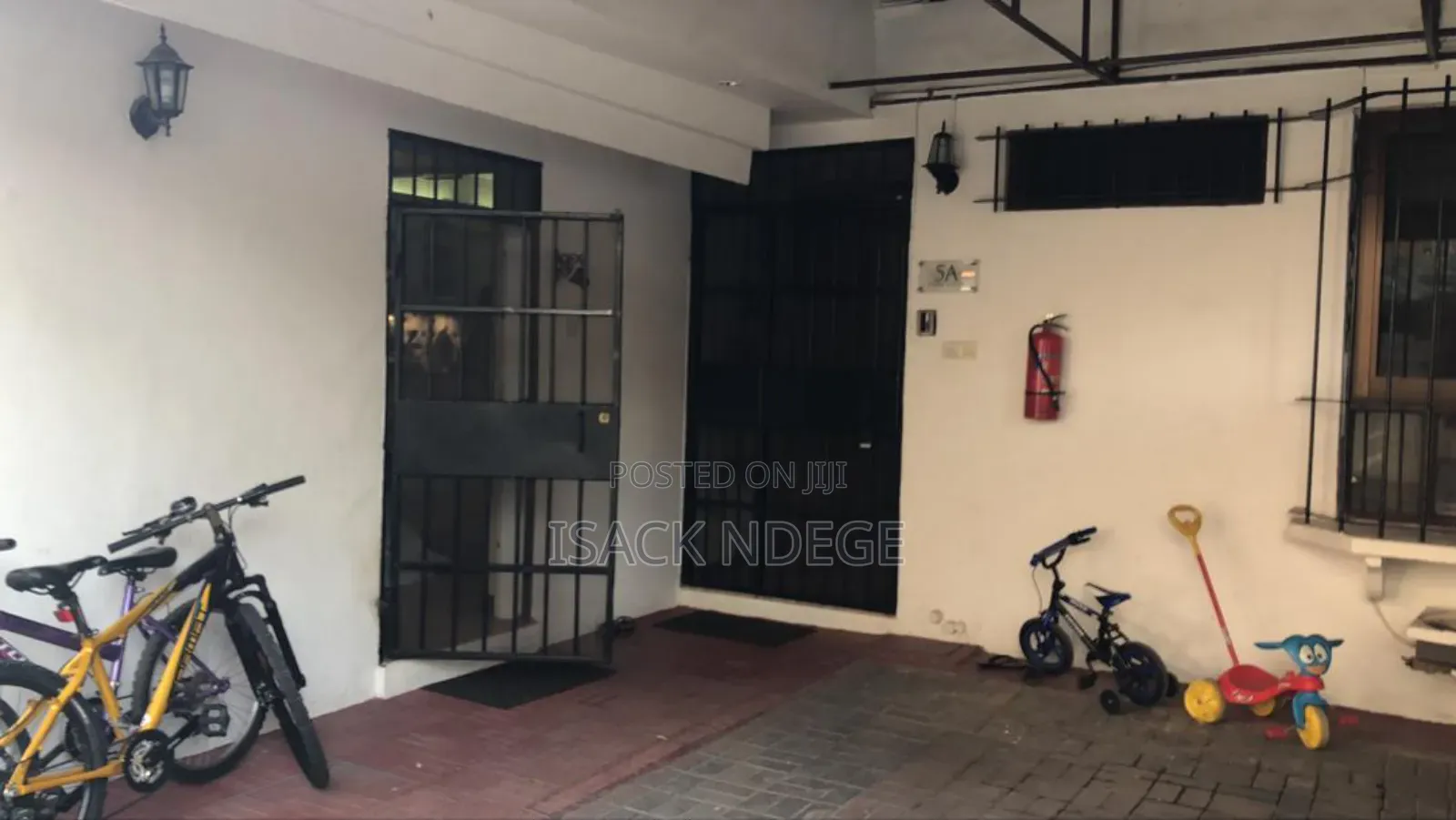 Furnished 5bdrm Villa in Upanga, Kinondoni for sale