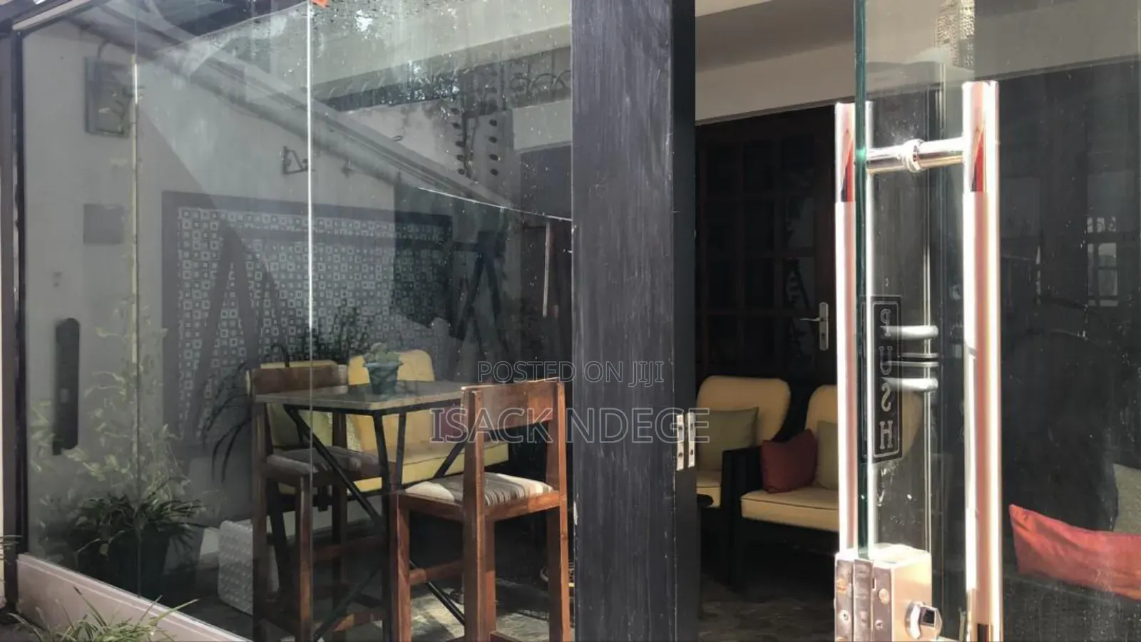 Furnished 5bdrm Villa in Upanga, Kinondoni for sale