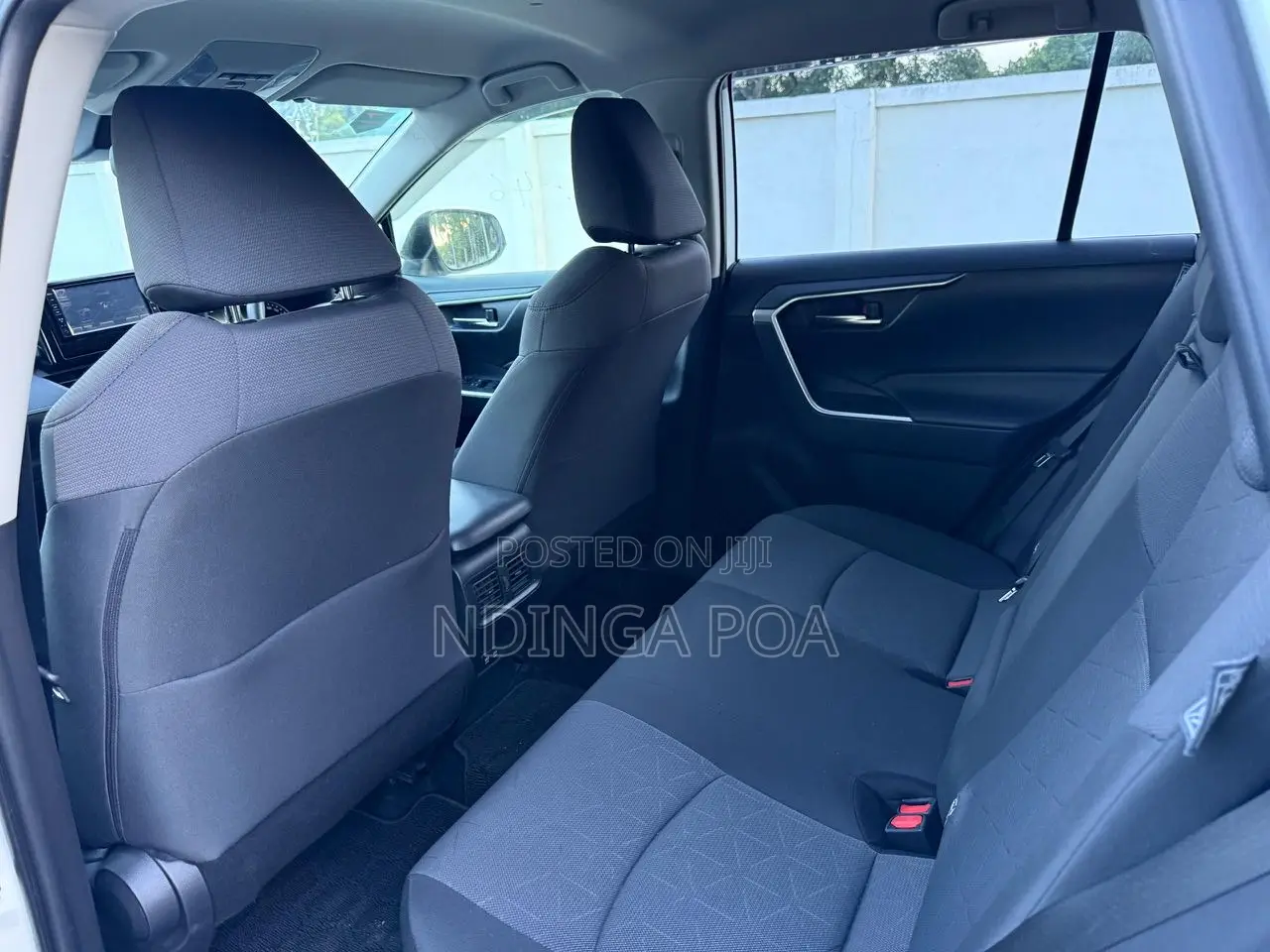Toyota RAV4 Adventure 2019 White
