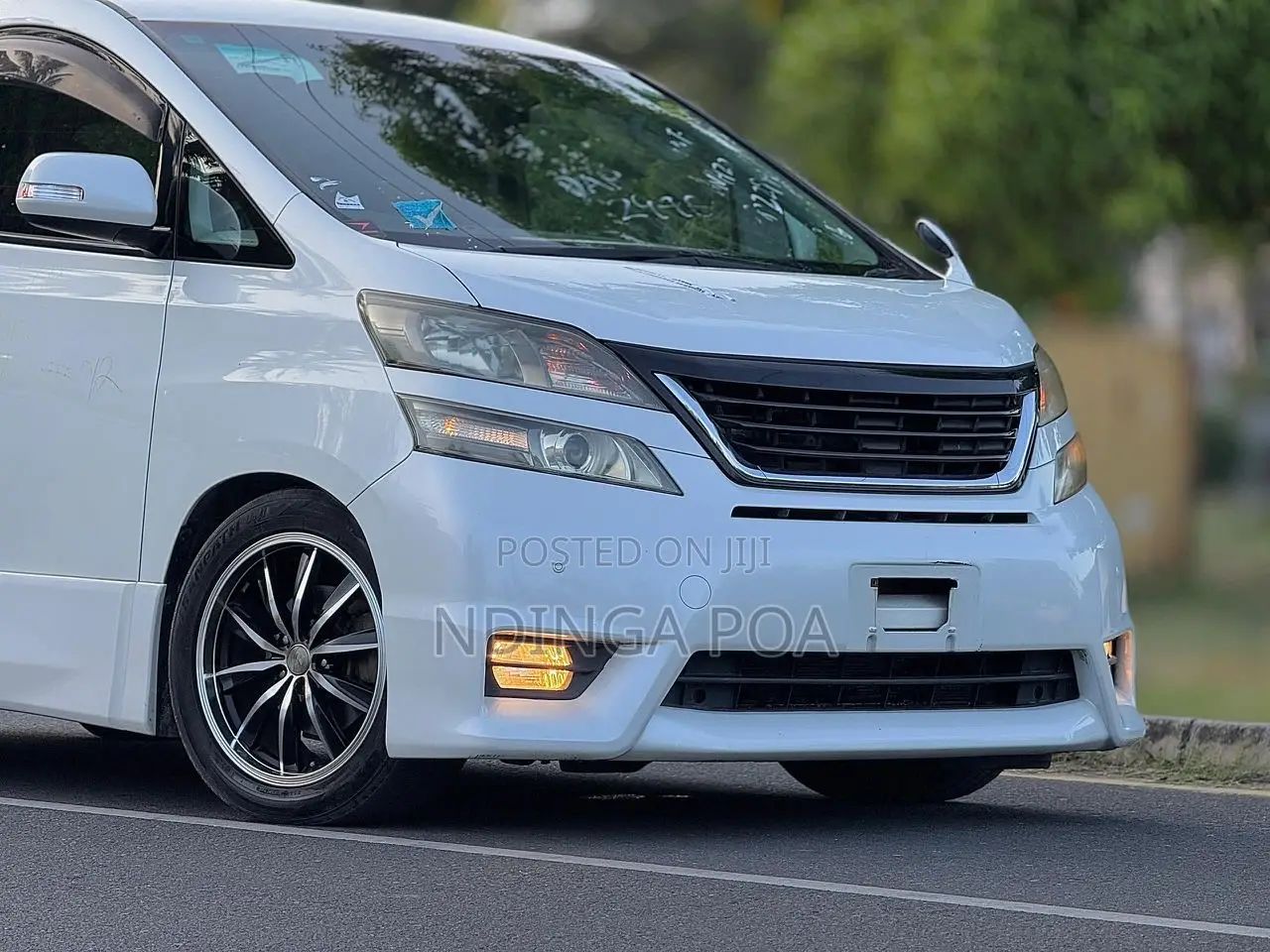 Toyota Alphard 2.4 Petrol AWD 2008 White