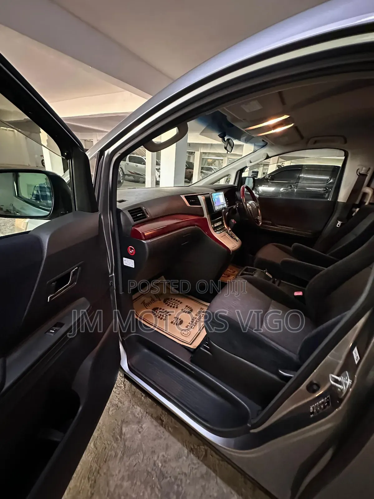 Toyota Alphard 2010 Gray