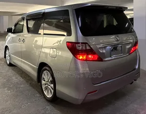 Toyota Alphard 2010 Gray