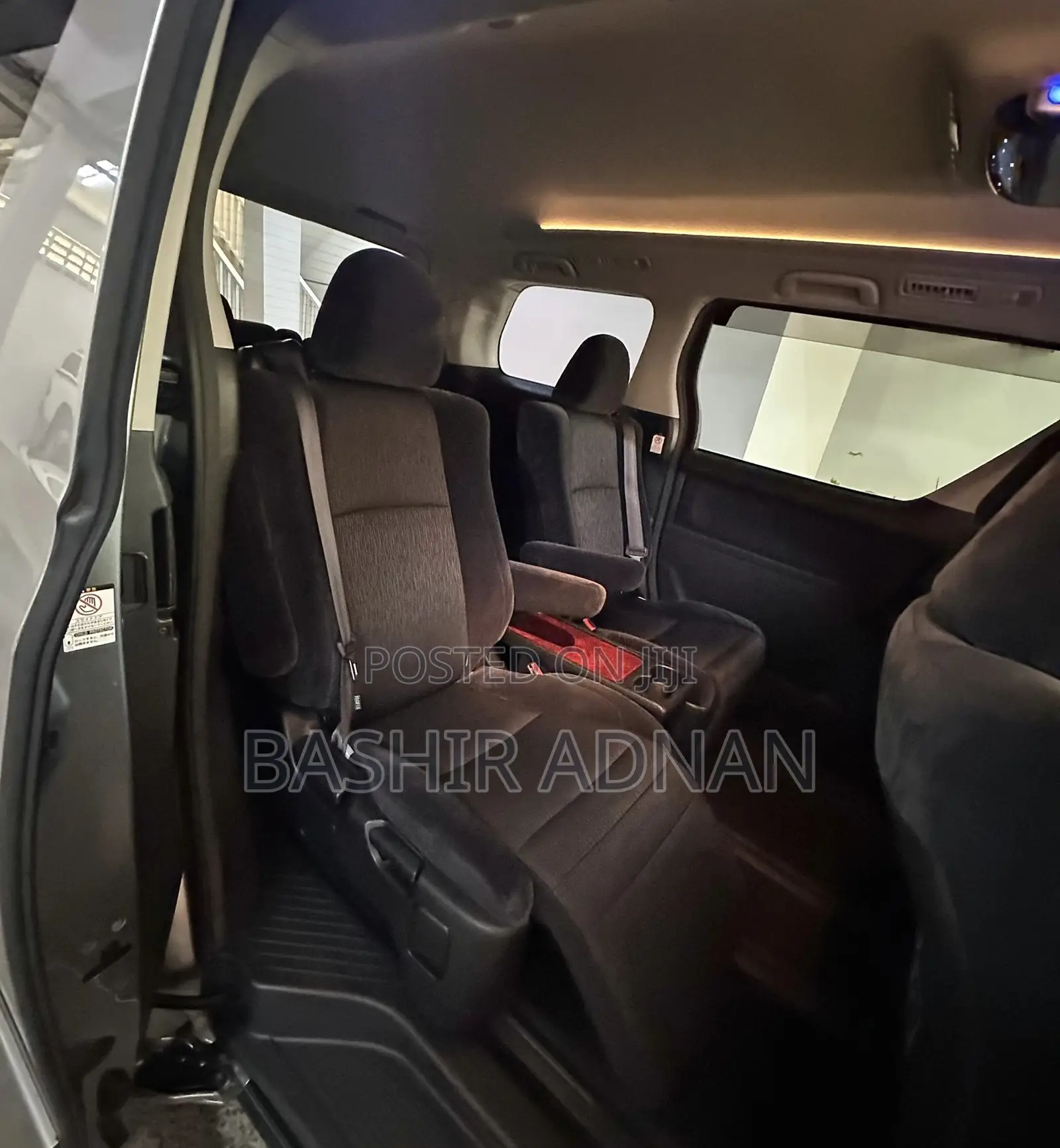 Toyota Alphard 2.4 Petrol FWD 2009 Silver
