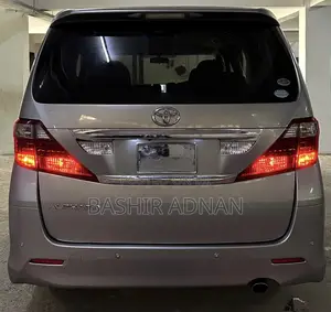 Toyota Alphard 2.4 Petrol FWD 2009 Silver