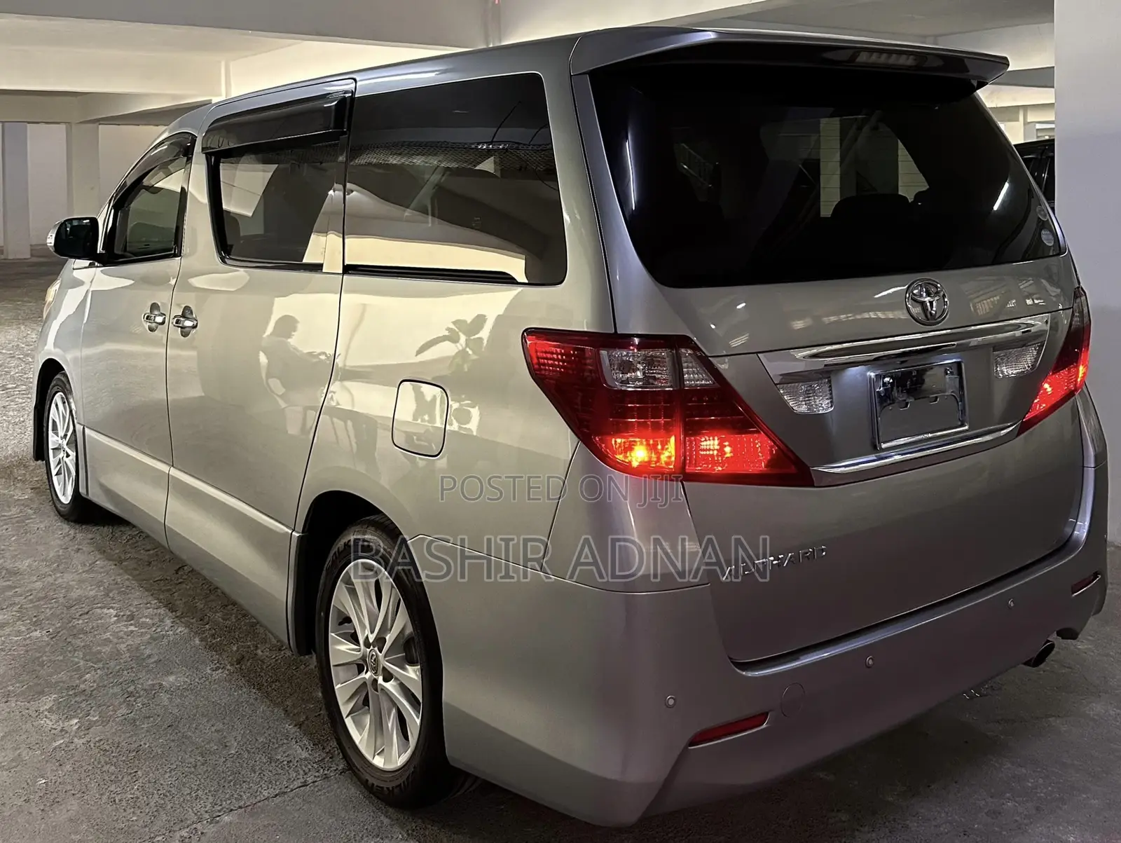 Toyota Alphard 2.4 Petrol FWD 2009 Silver