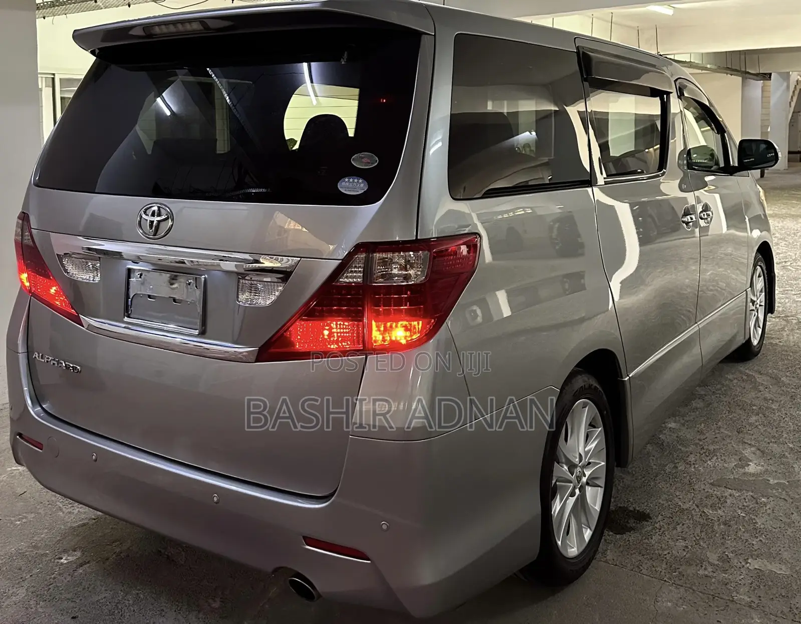 Toyota Alphard 2.4 Petrol FWD 2009 Silver