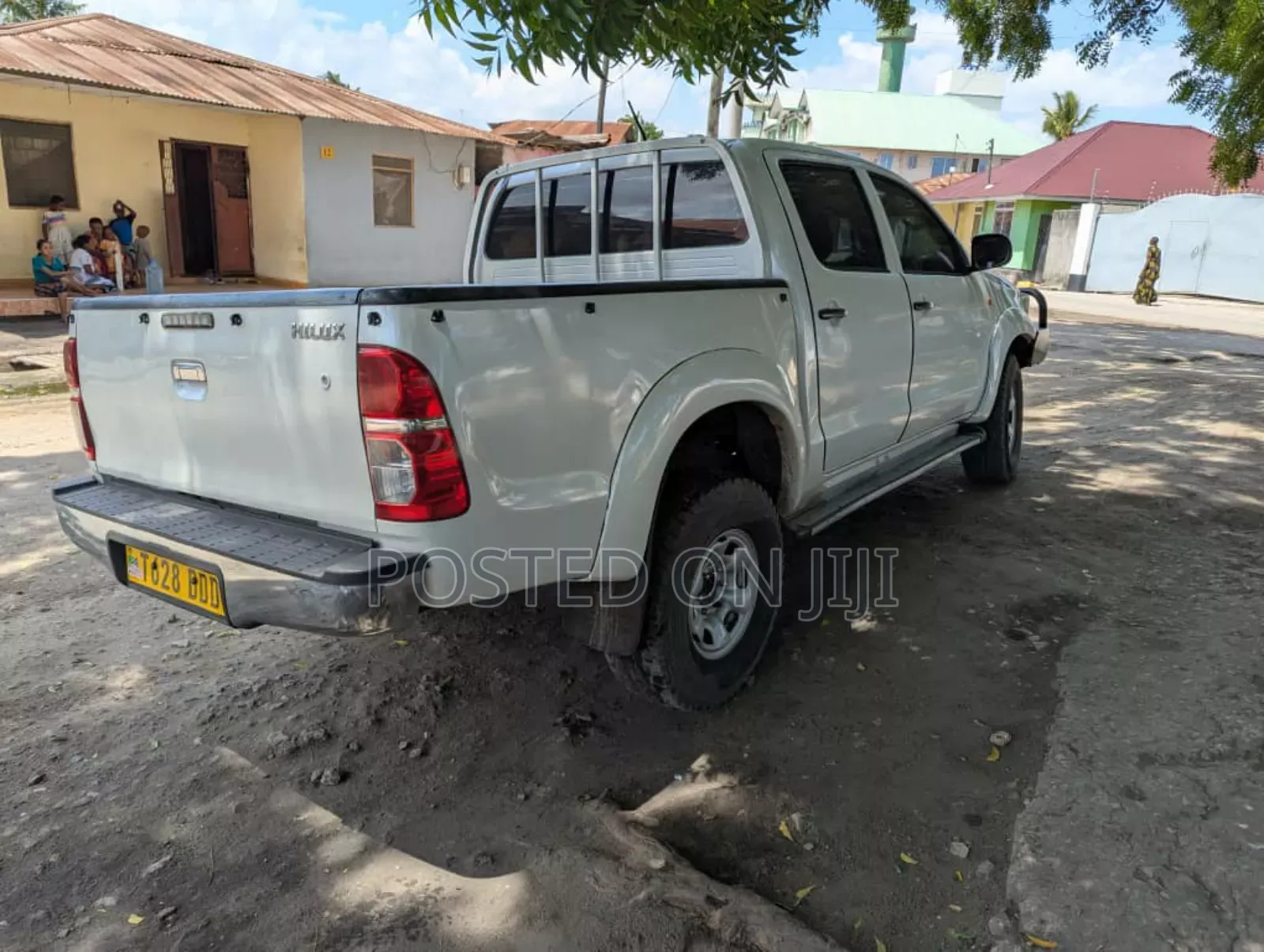 Toyota Hilux 1999 White