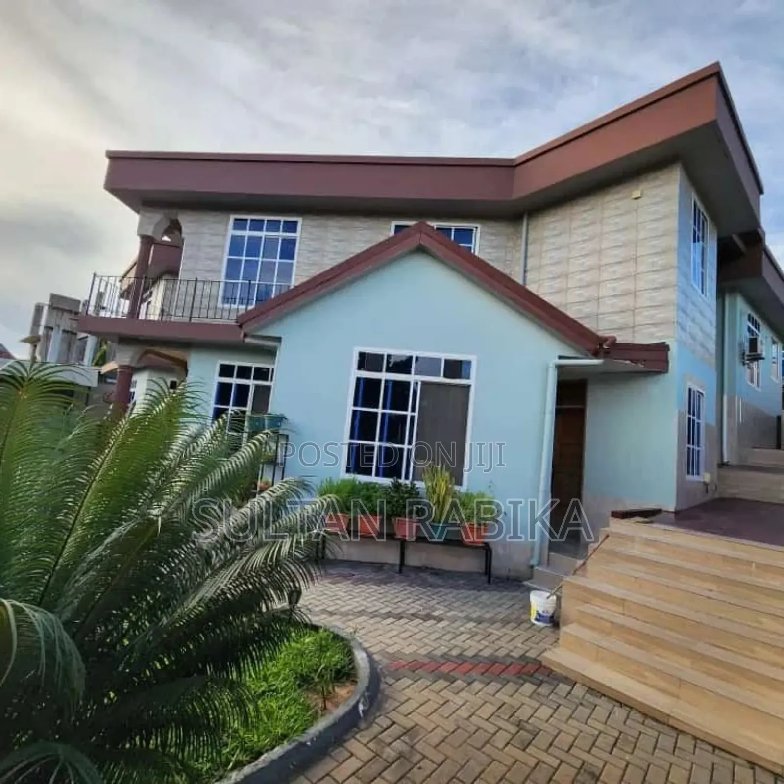 Furnished 5bdrm House in Kibada for sale