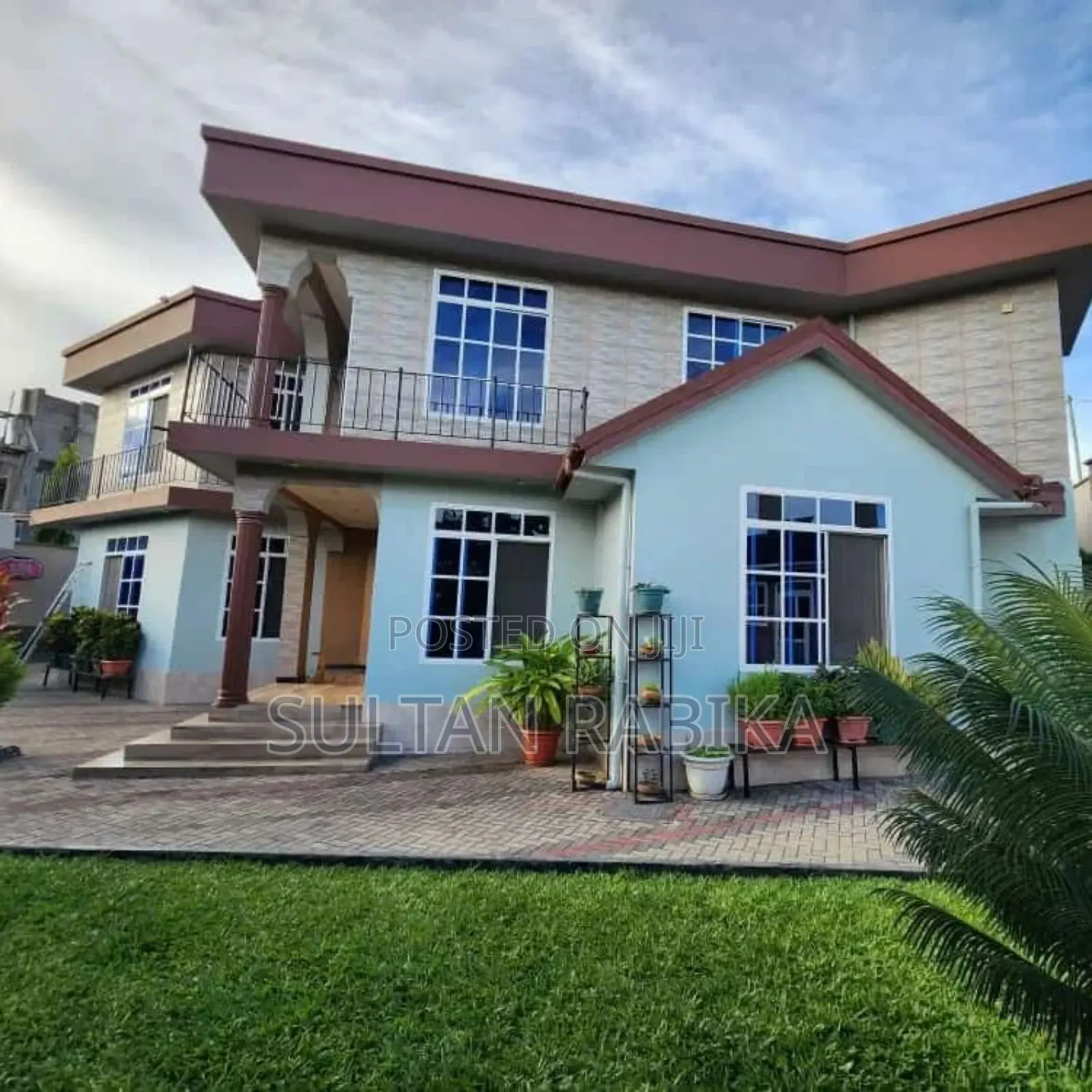 Furnished 5bdrm House in Kibada for sale